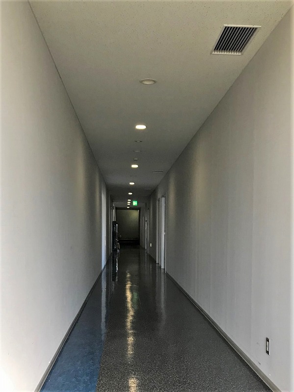 ss-1階廊下①